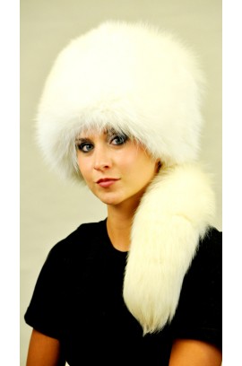 White fox fur hat - with real tail